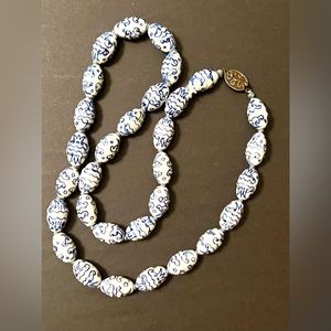 Vintage Chinese Hand Painted Blue and White Porcelain Beaded Necklace